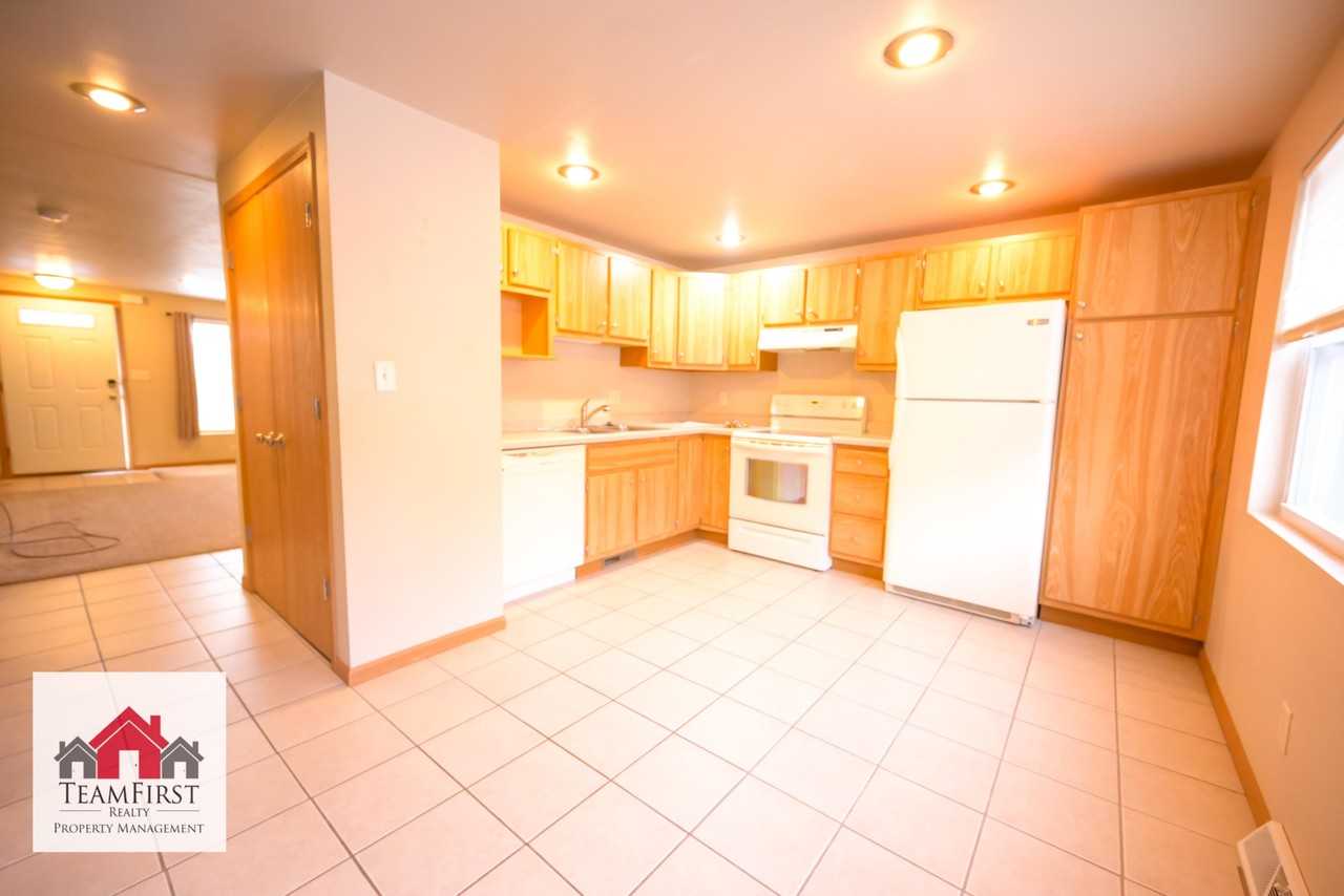 2135 S Broadway #1 - Photo 6 of 22