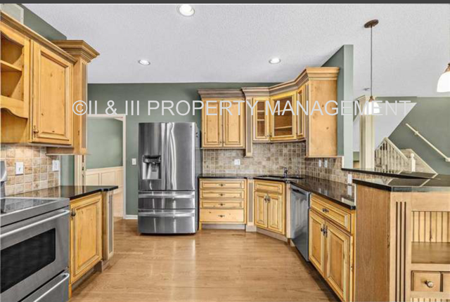 11408 W 117th Ter #1 - Photo 5 of 23