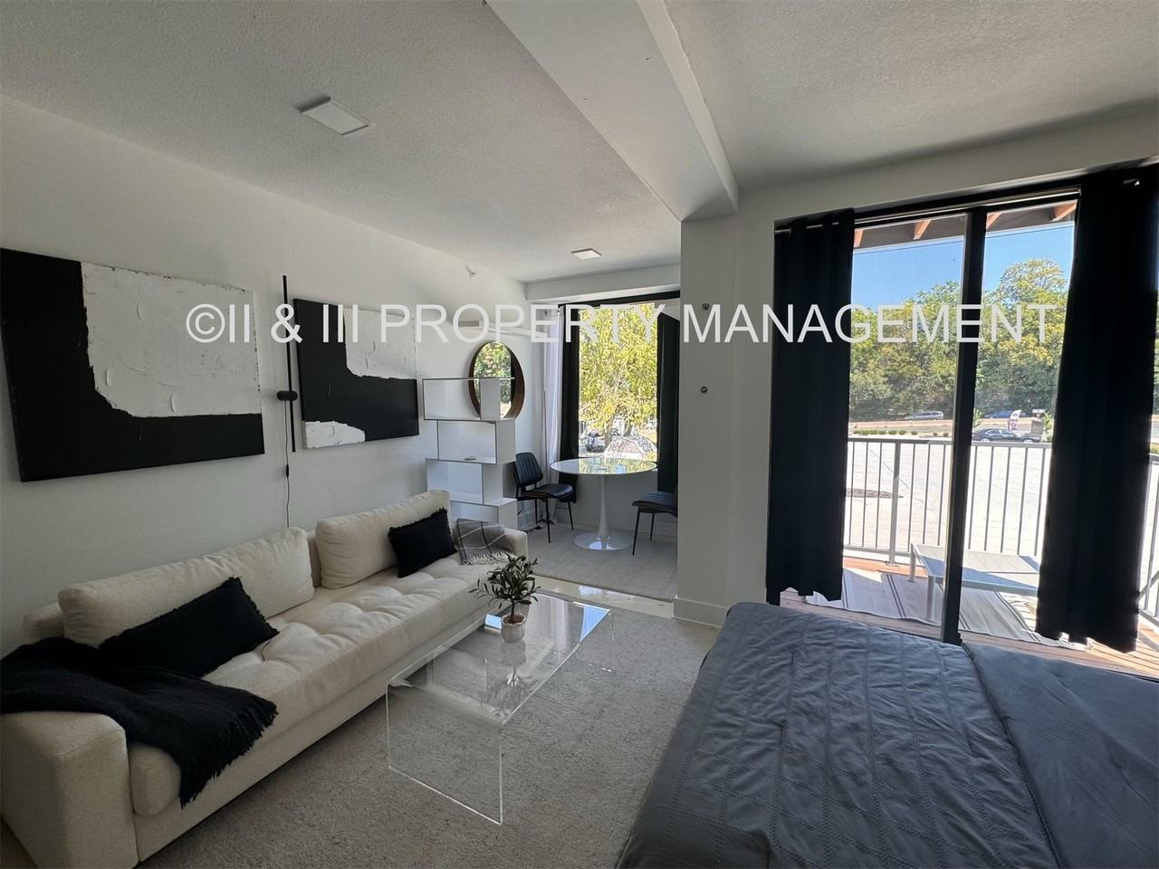 2950 Summit St. Kansas CIty, MO 64108 Blgd 1 #5 - Photo 2 of 11