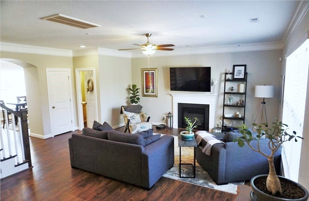 3633 Kathys Way #1 - Photo 3 of 12