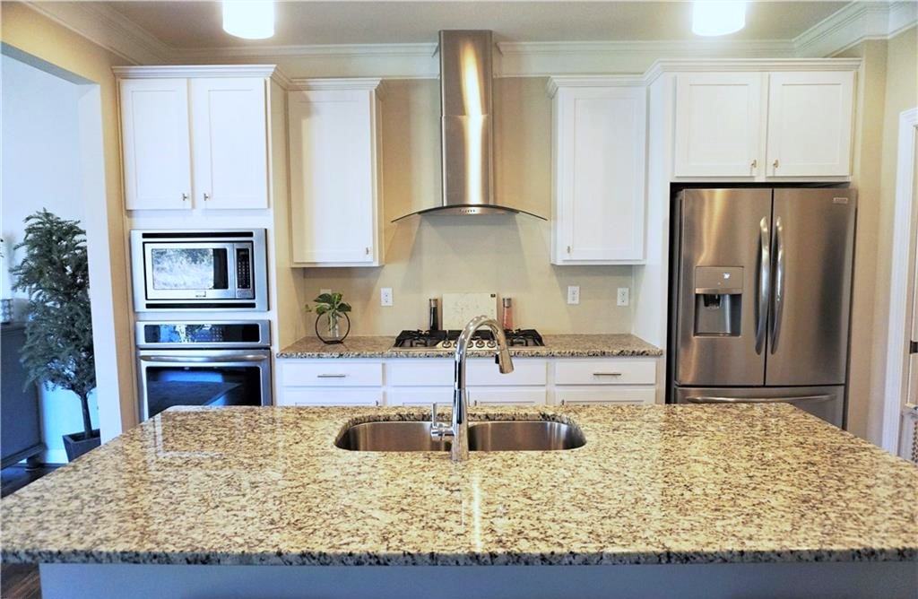 3633 Kathys Way #1 - Photo 5 of 12