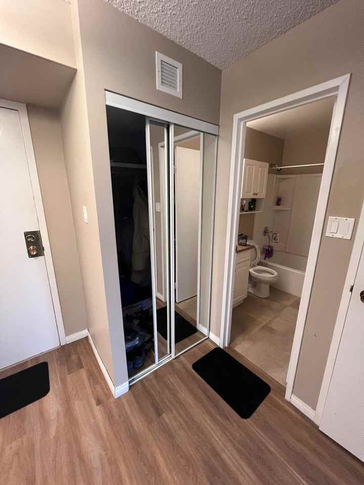 1000 Markham Rd - Photo 3 of 10