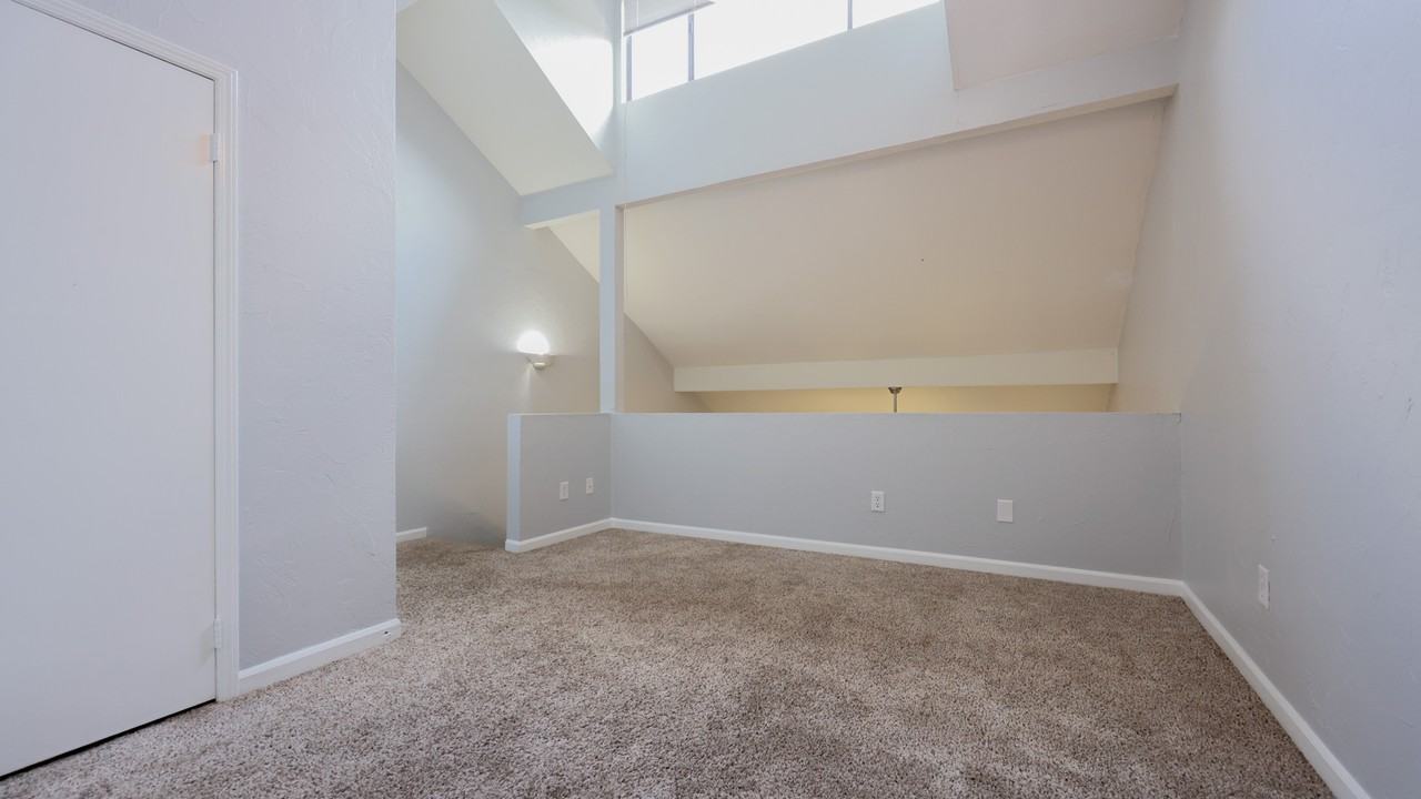 1257 Orange Ave E #1 - Photo 7 of 13