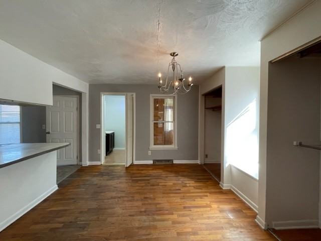 1343 E Bowman St #1 - Photo 4 of 24