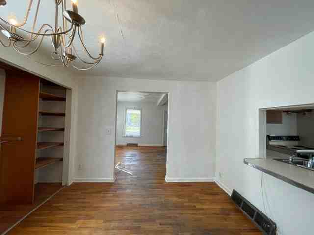 1343 E Bowman St #1 - Photo 5 of 24