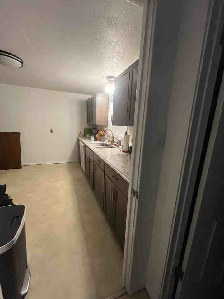 662 Budlong St #1 - Photo 7 of 22