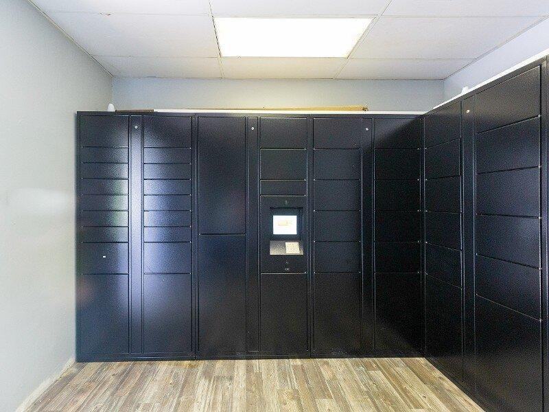 2075 N Main St - Photo 7 of 43