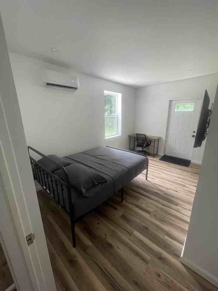 155 Grantwood Dr #2 - Photo 3 of 12