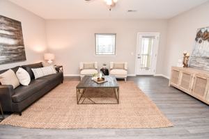 featured image of 100 Pheasant Run