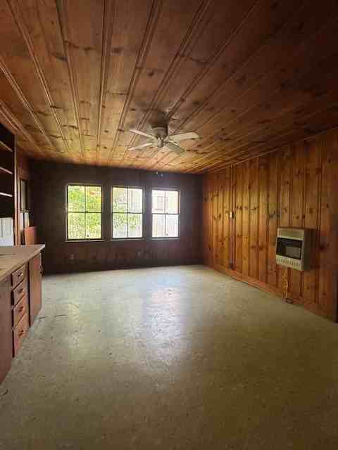 702 Se Evangeline Trwy #1 - Photo 4 of 5