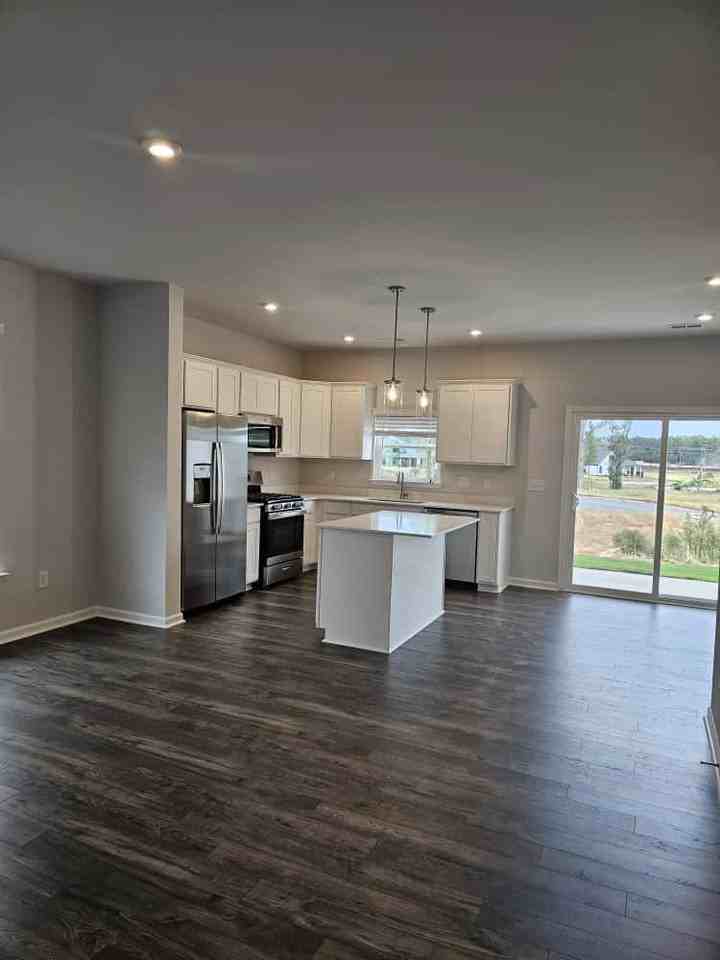 136 Randwick Ln #1 - Photo 7 of 25