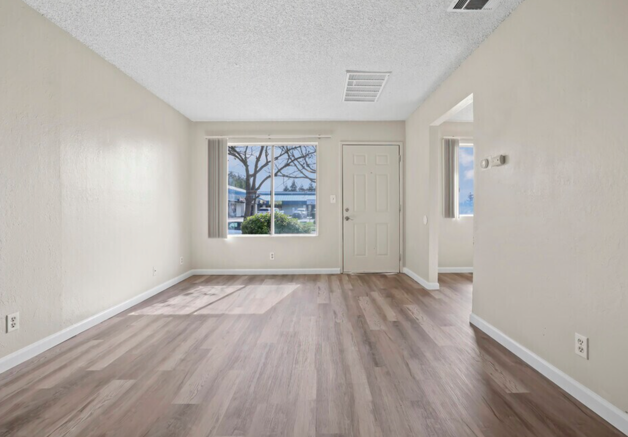 Brookdale Gardens - Photo 4 of 29