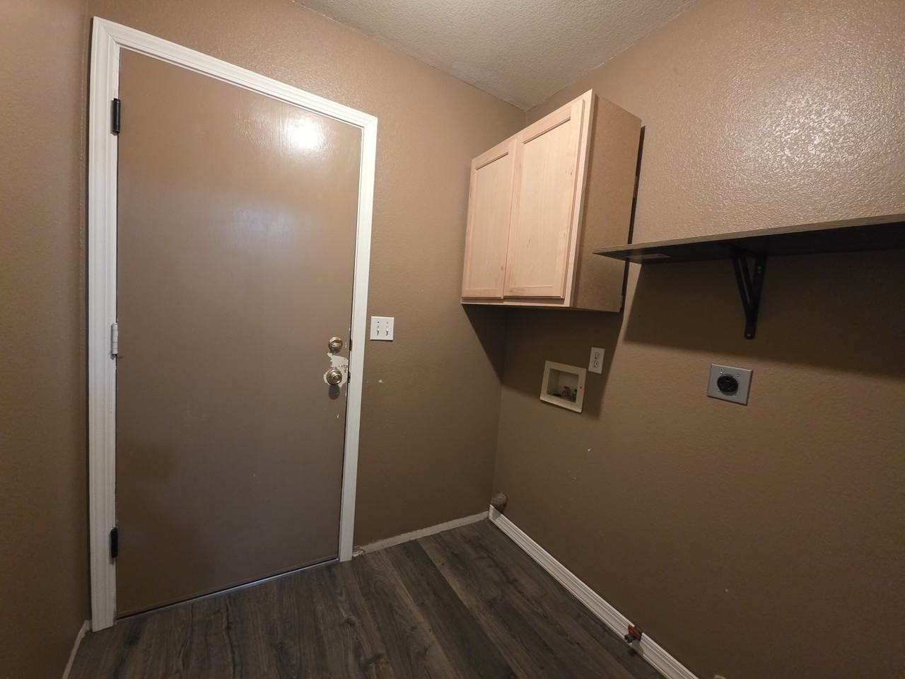 303 Pinon Way #1 - Photo 6 of 14