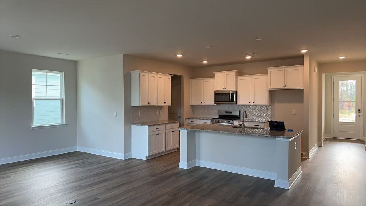 1820 Hardwood Ct #1 - Photo 4 of 15