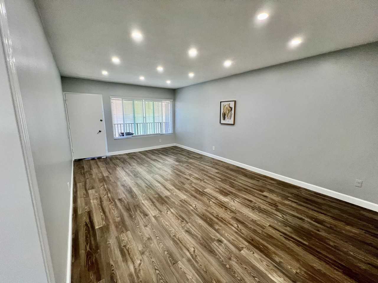 Welcome to Islandia Apartments - Photo 3 of 41