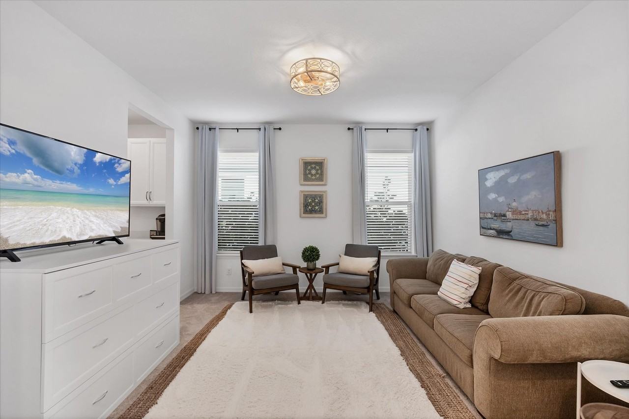 4216 Pond Brook Ct #1 - Photo 5 of 29