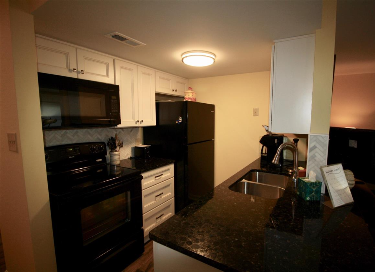 800 St. Andrews DriveLinville Gardens 148 #A - Photo 2 of 9