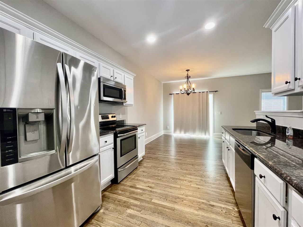 80 Lake View Dr E #1 - Photo 6 of 34