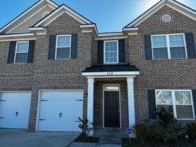 668 Red Oak Ln - Photo 1 of 1