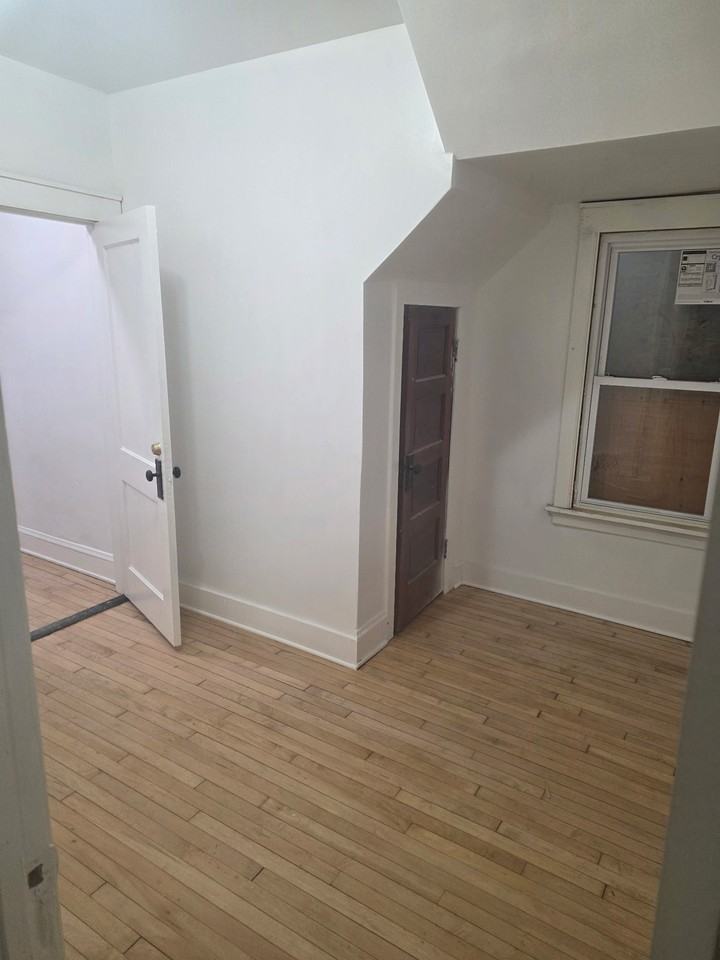 2442 North 39th Street - 12444 N 39th st #1 - Photo 4 of 6