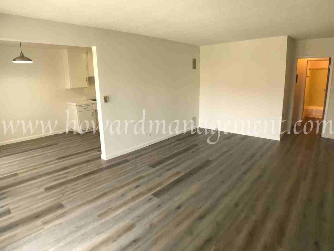 01427CR - Photo 3 of 28