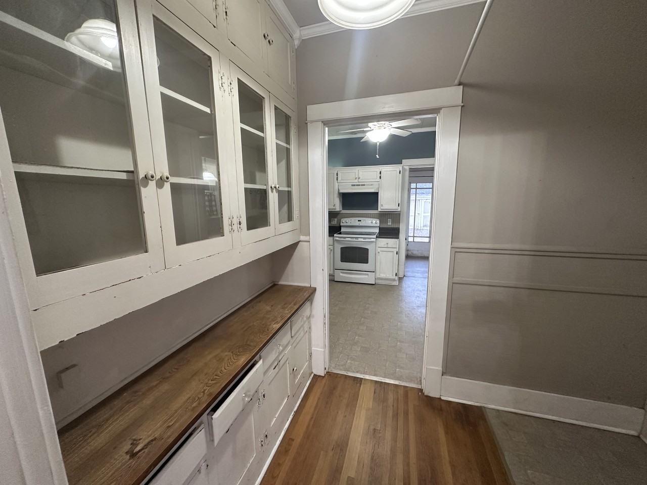 215 N Washington St #1 - Photo 5 of 21