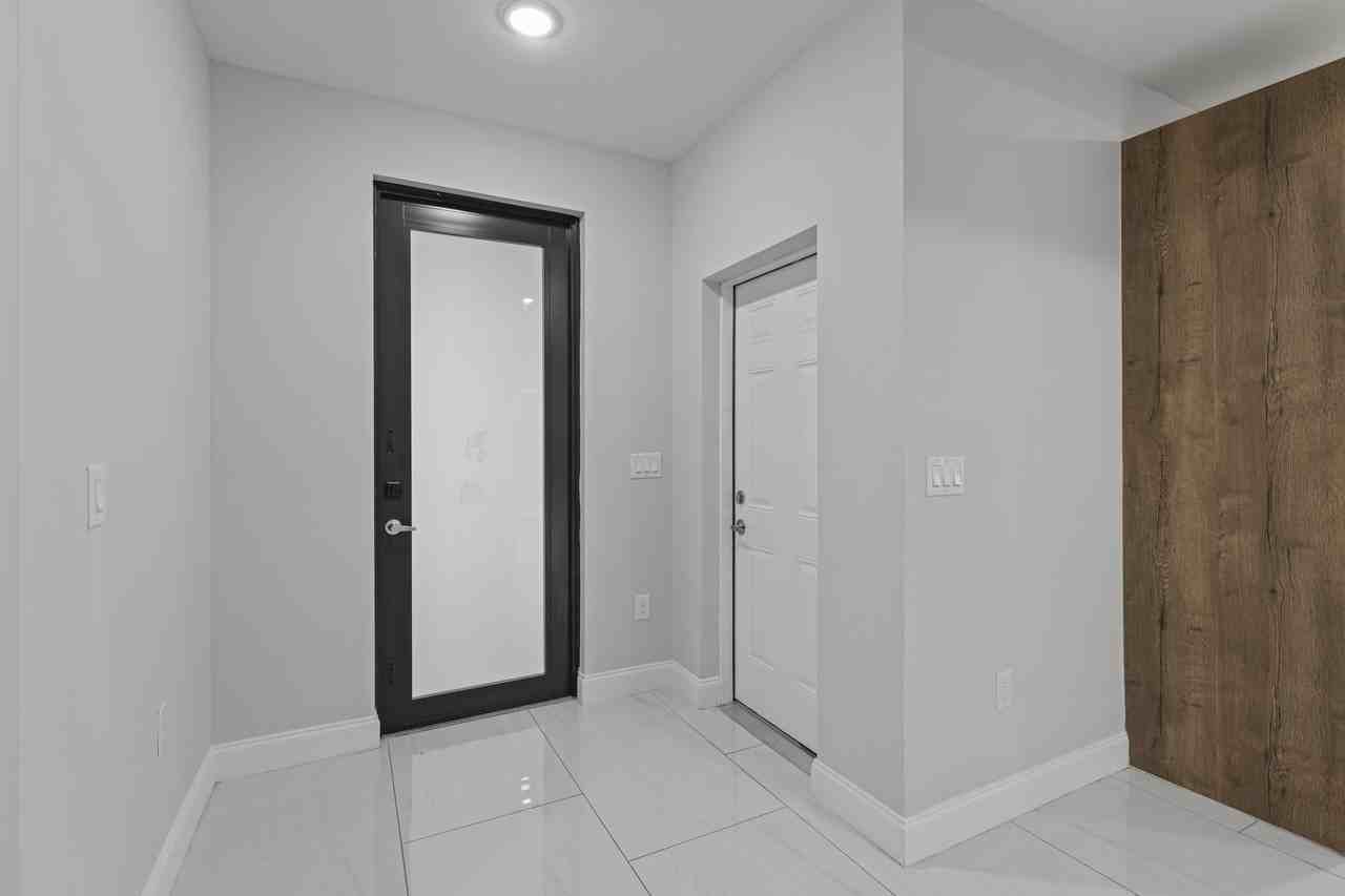 2919 65th St W #1 - Photo 2 of 30