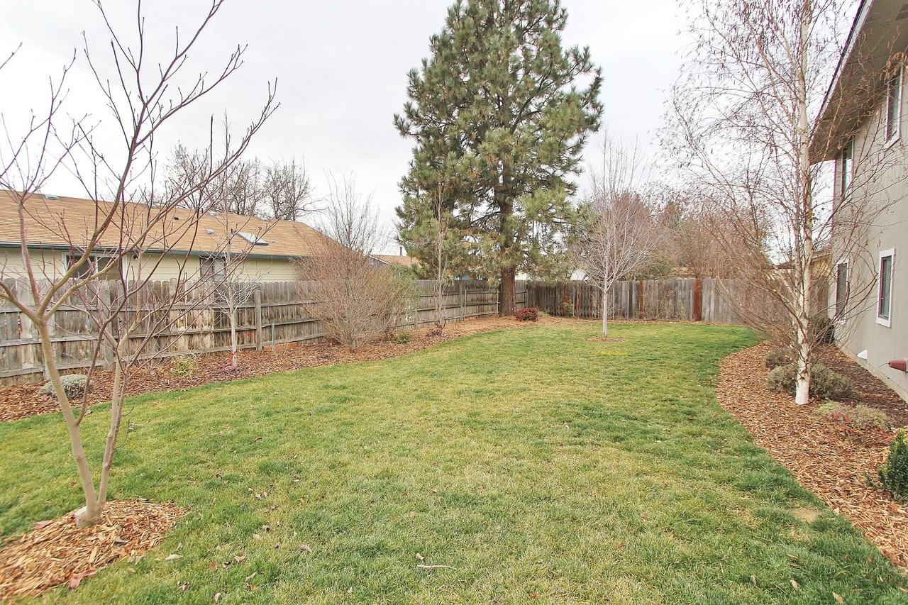 11887 W Alfred St #1 - Photo 2 of 25