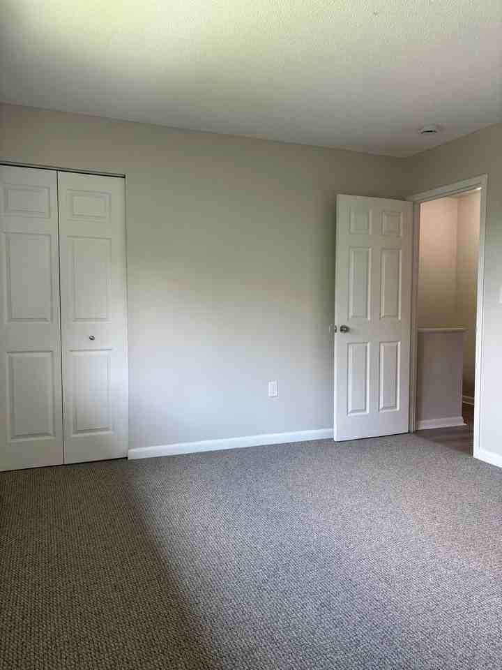 F10 Nanni Dr - Photo 4 of 5