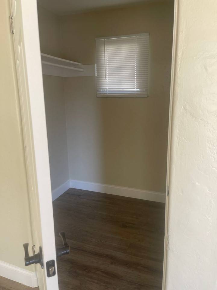445 - Crescent Center - Photo 6 of 6