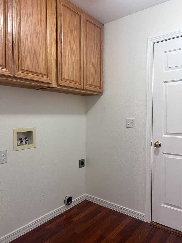 262 W Joy St - Photo 5 of 16