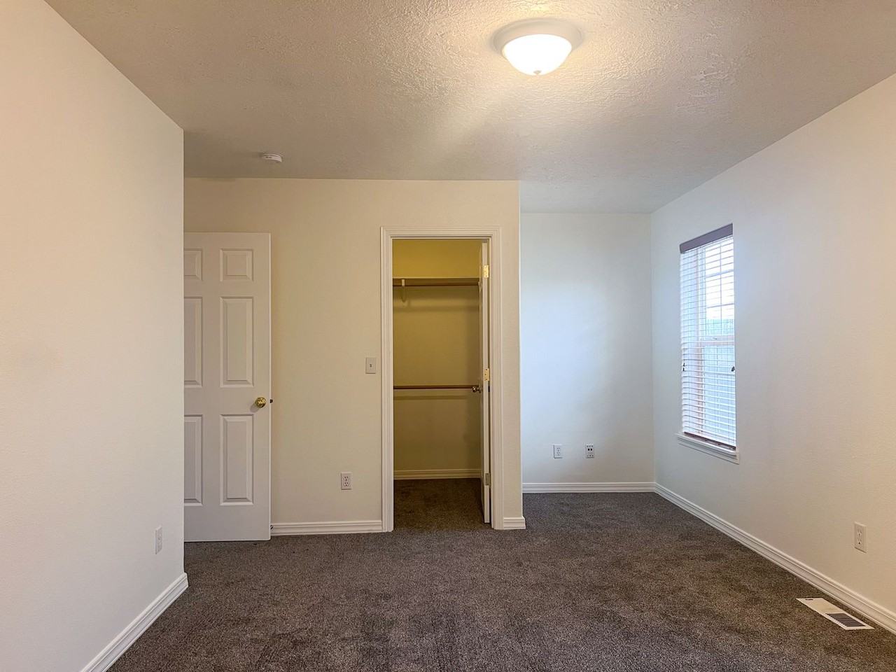 262 W Joy St - Photo 6 of 16