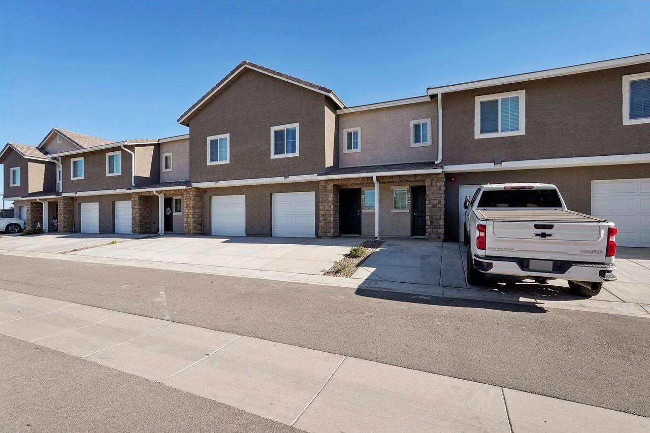 Hayden Farms - Photo 4 of 35