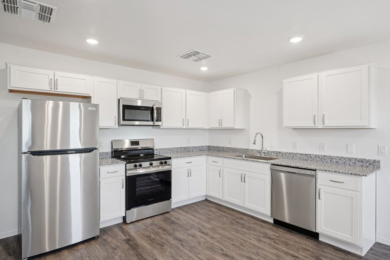 Hayden Farms - Photo 6 of 35