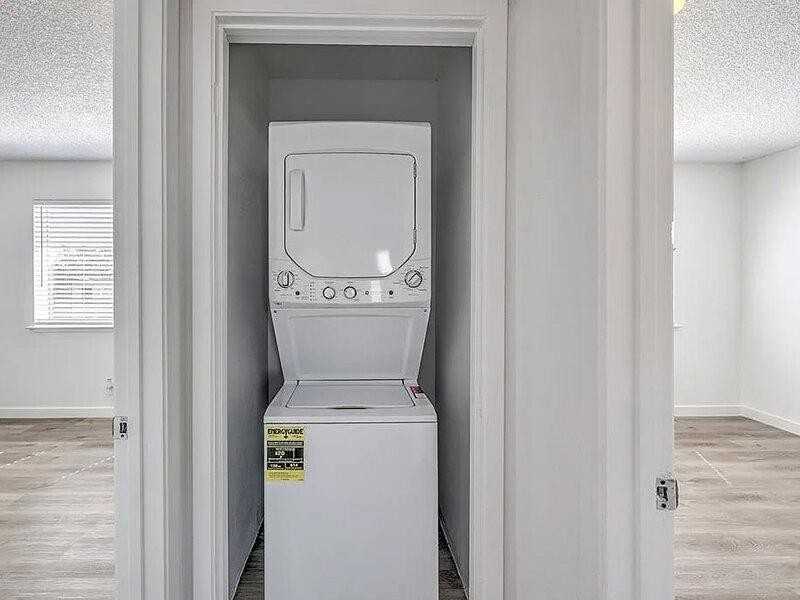 2200 Carter Cir - Photo 5 of 20