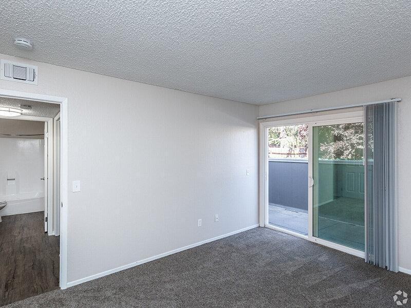 2215 Peach Tree Dr - Photo 2 of 19