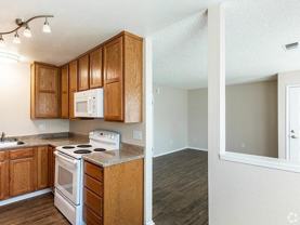 2215 Peach Tree Dr - Photo 1 of 1