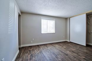 5400 Sw 180th Ave - Photo 1 of 1