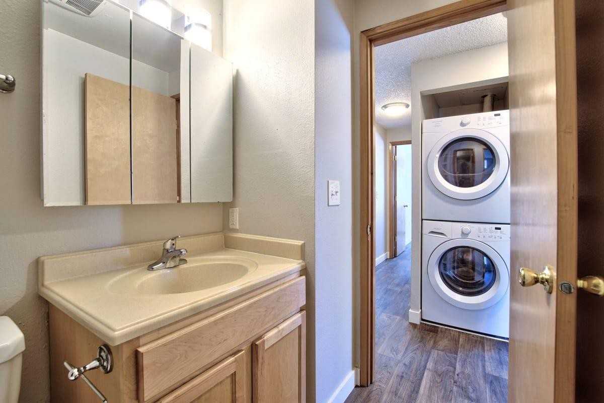 5400 Sw 180th Ave - Photo 6 of 43