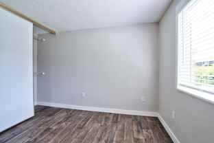 5400 Sw 180th Ave - Photo 1 of 1