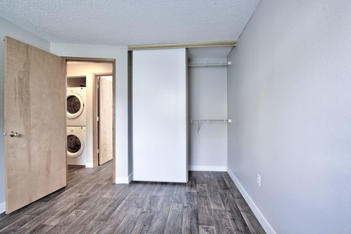 5400 Sw 180th Ave - Photo 4 of 43