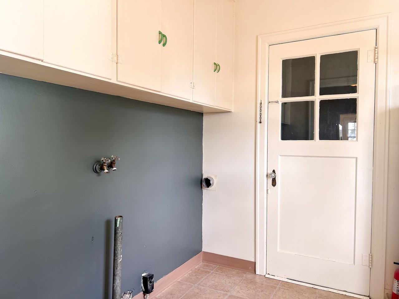 165 W Ash St - Photo 7 of 10