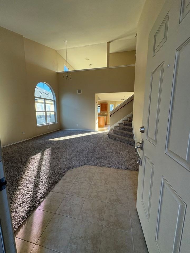 4608 Lookout Mountain Ln - Photo 4 of 27