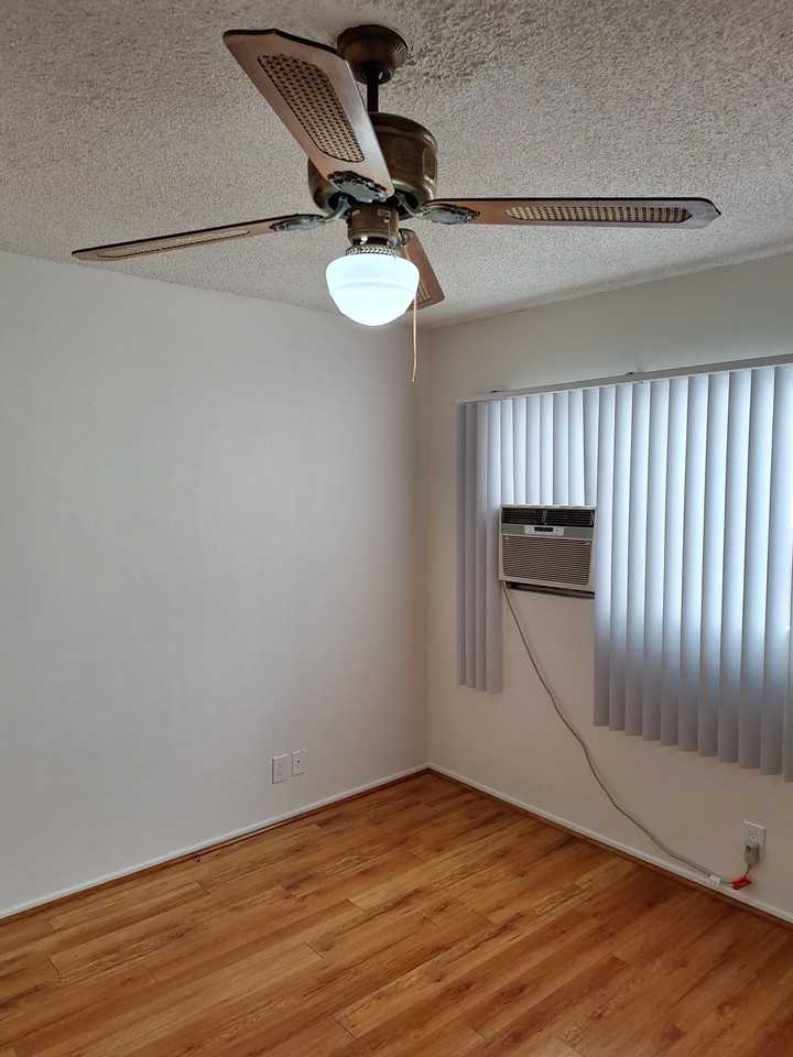 12928 Moorpark Street #3 - Photo 7 of 13