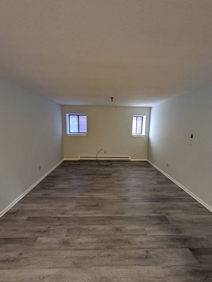 Riverview Apartments - Photo 3 of 9