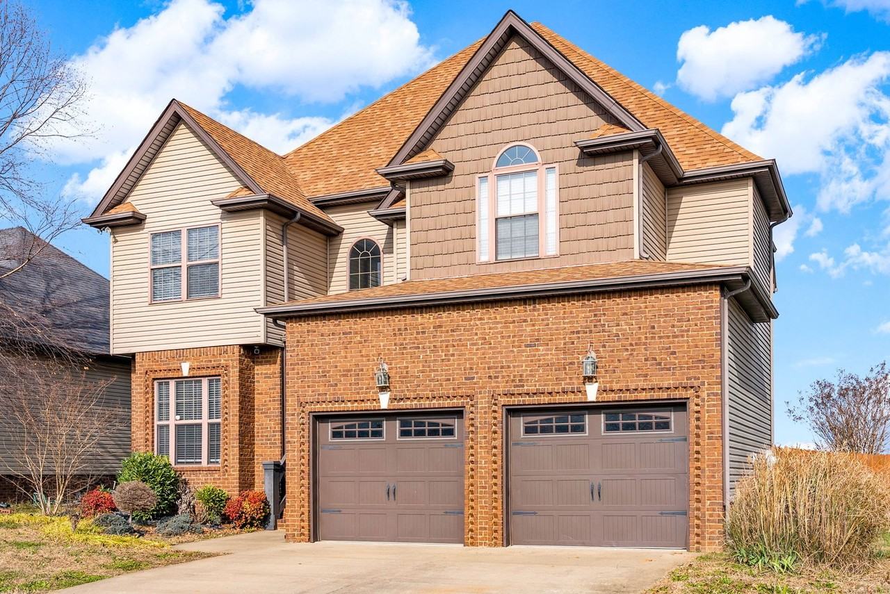 1900 Apache Way - Photo 2 of 50