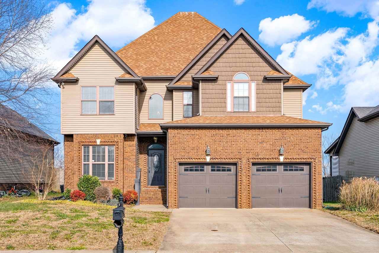 1900 Apache Way - Photo 3 of 50