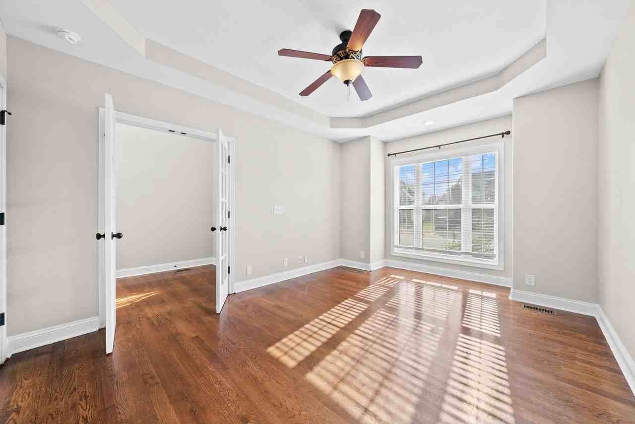 1900 Apache Way - Photo 7 of 50