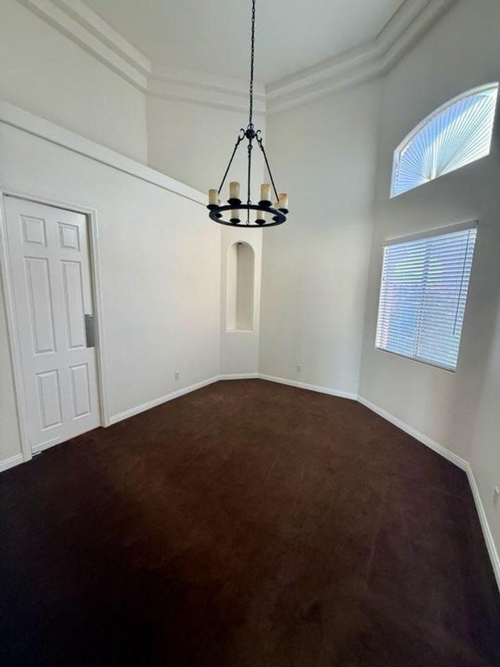 26 Bollinger Rd - Photo 4 of 11