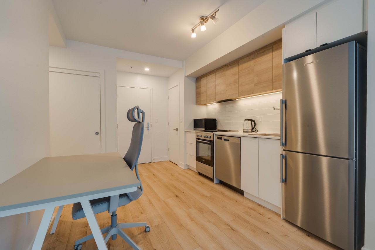 295 Rue de la Montagne #7777 - Photo 2 of 11